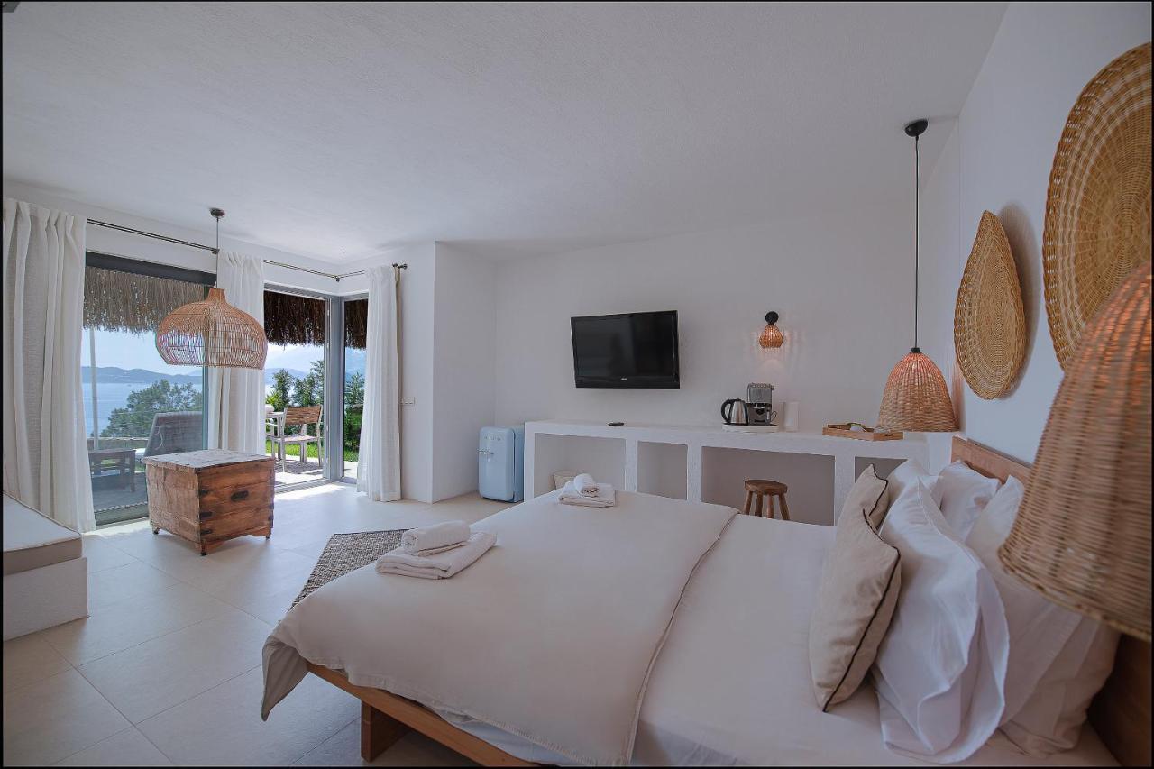 Kale Suites, Heated Pool In Winter, Adults Only Kas Exterior photo